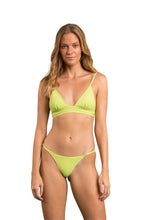 Load image into Gallery viewer, Model Front: Rio De Sol Set Set Bora-Citrus Tri-Cos Cheeky-Fixa
