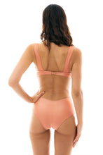 Load image into Gallery viewer, Model Back: Rio De Sol One-Piece Trikini Ouro Rosa