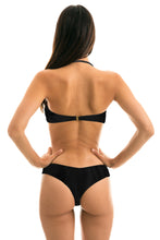 Load image into Gallery viewer, Model Back: Rio De Sol Top Top Preto Bandeau-Pli