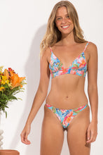 Load image into Gallery viewer, Model Front: Rio De Sol Top Top Zinnia Tri-Cos