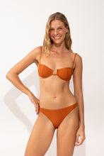 Load image into Gallery viewer, Model Front: Rio De Sol Top Top Ferrugo Juliette