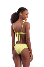 Load image into Gallery viewer, Model Back: Rio De Sol Set Set Bora-Citrus Bra-Trio Madrid-Trio