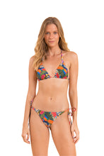 Load image into Gallery viewer, Model Front: Rio De Sol Top Top Jungle Tri-Inv