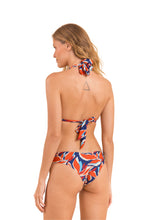 Load image into Gallery viewer, Model Back: Rio De Sol Set Set Leaves Mel