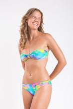 Load image into Gallery viewer, Image 07: Rio De Sol Set Set Fusion Bandeau-Joy Essential-Comfy
