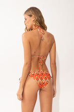 Load image into Gallery viewer, Model Back: Rio De Sol Bottom Bottom Maracai Ibiza-Comfy
