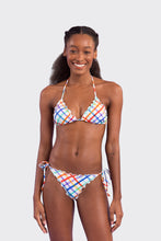 Load image into Gallery viewer, Model Front: Rio De Sol Bottom Bottom Square Frufru
