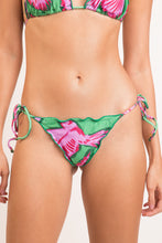 Load image into Gallery viewer, Gallery: Rio De Sol Bottom Bottom Parrots Frufru
