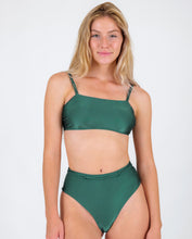 Load image into Gallery viewer, Gallery: Rio De Sol Set Set Palace Bandeau-Reto Hotpants
