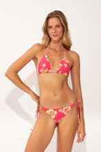 Load image into Gallery viewer, Model Front: Wednesday In Hawaii By Rio De Sol Bottom Bottom Pua-Guava Kaleia-Comfy
