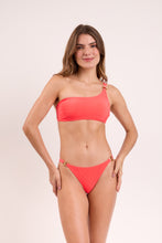 Load image into Gallery viewer, Model Front: Rio De Sol Set Set Malibu-Folia Grazy Bia
