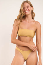 Load image into Gallery viewer, Image 07: Rio De Sol Top Top Fluity-Dourado Bandeau-Reto
