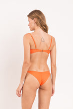Load image into Gallery viewer, Model Back: Rio De Sol Top Top Dende Bandeau-Crispy
