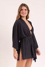Load image into Gallery viewer, Image 03: Rio De Sol Kaftans / Cover Ups Black Kimono
