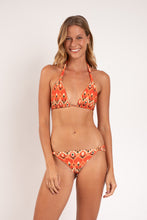 Load image into Gallery viewer, Model Front: Rio De Sol Bottom Bottom Maracai Mel
