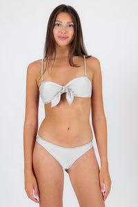 Model Front: Rio De Sol Set Set Shimmer-White Bandeau-Knot Essential
