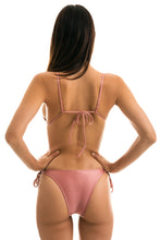 Load image into Gallery viewer, Model Back: Rio De Sol Top Top Callas Invisible
