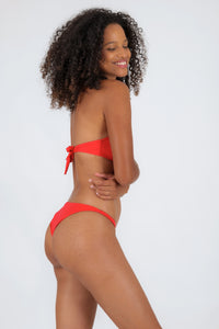 Image 04: Rio De Sol Top Top Rouge Twist